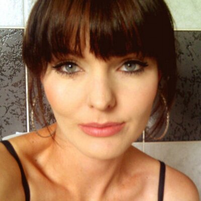 Profile Picture of Carly Jansen (@misscarlybaby) on Twitter