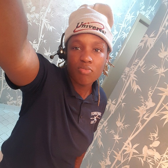 Profile Picture of Lchunta Williams (@adaire2016) on Poshmark