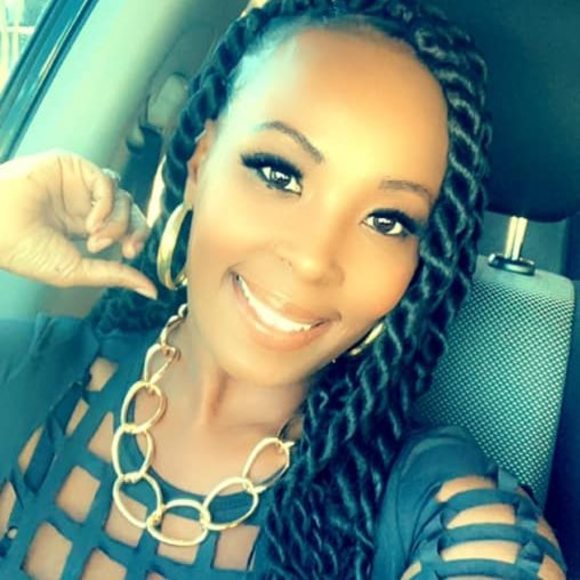 Profile Picture of Lakeshia Nathaniel-vaughn (@lakeshian) on Poshmark