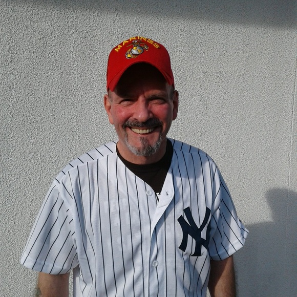 Profile Picture of John Lapinski (@johnlapinski) on Poshmark