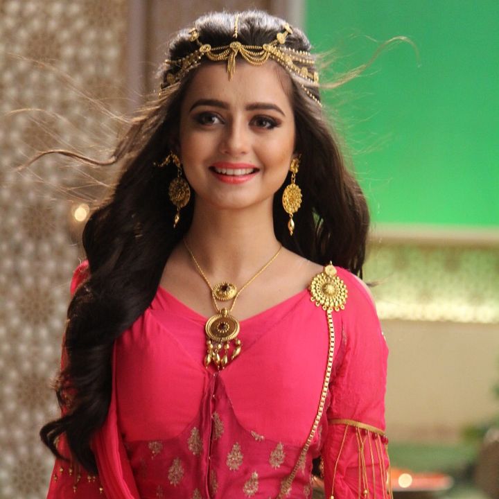 Profile Picture of chahatpandey (@ichahatpandey) on Tiktok