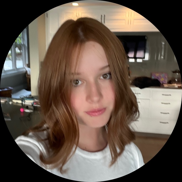 Profile Picture of Alex Middleton (@alexwmiddleton) on Poshmark