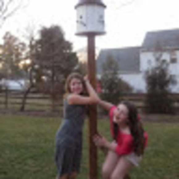 Profile Picture of Phoebe Merrick (@phoebemerrick) on Poshmark