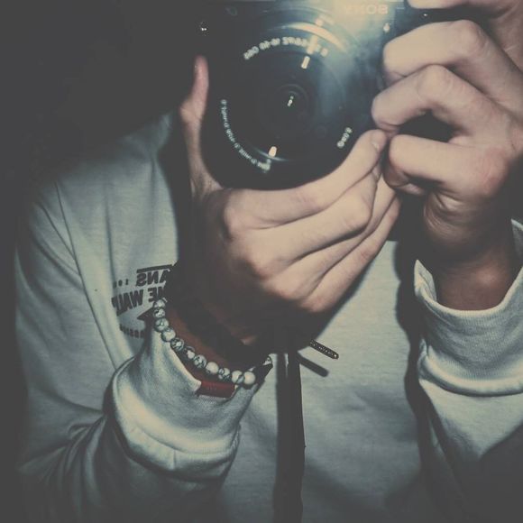 Profile Picture of Arnold Hendrawan (@arnoldhendrawan) on Poshmark