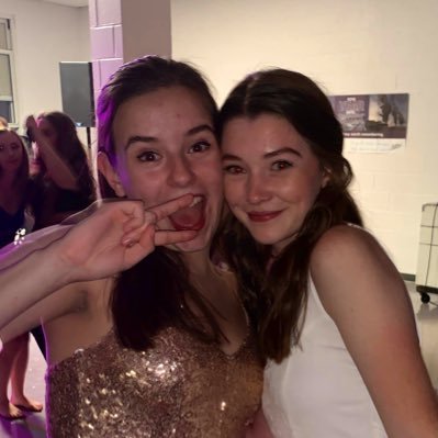 Profile Picture of Sarah St. Clair (@sastclair59) on Twitter