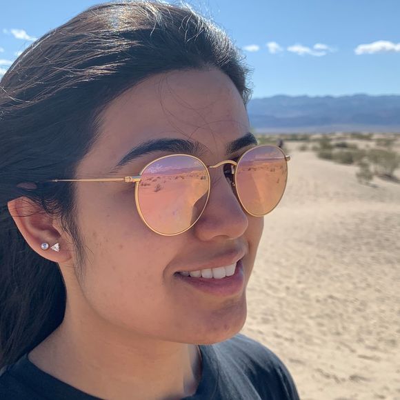 Profile Picture of Aishwarya Nadella (@aishn) on Poshmark