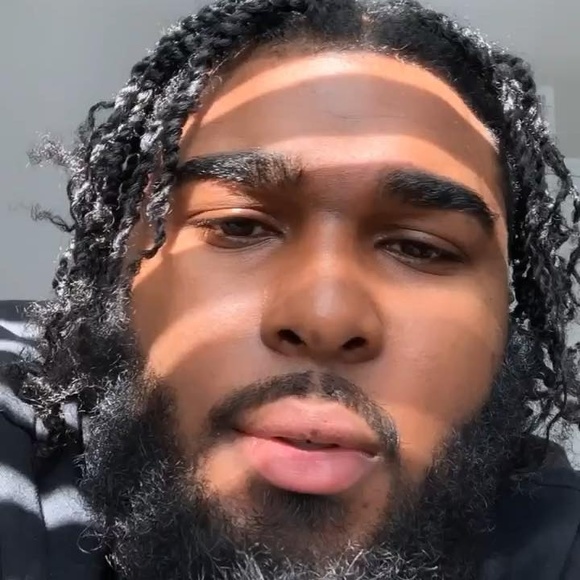 Profile Picture of Ryan Fearon (@yaadman) on Poshmark