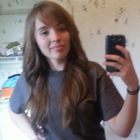 Profile Picture of Corrina Cortes (@corrinaanne) on Poshmark