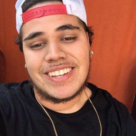 Profile Picture of Dallas Maikui (@dallasikaika) on Poshmark