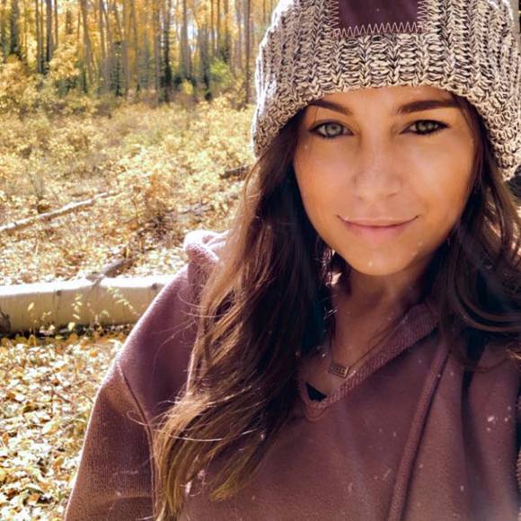 Profile Picture of Anita Piwko (@aniikru) on Poshmark