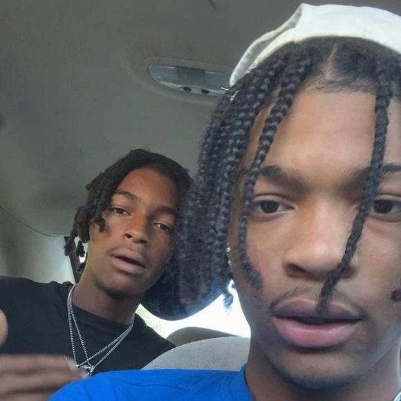 Profile Picture of Makharion German (@makhariongerman) on Poshmark