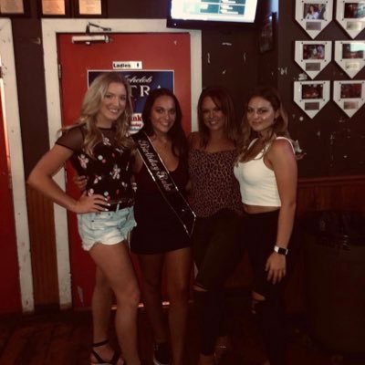 Profile Picture of Madison (@madi_ray2000) on Twitter