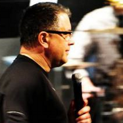 Profile Picture of Bob MacGregor (@pastorMacGregor) on Twitter