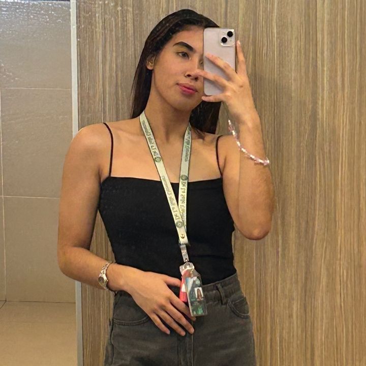 Profile Picture of Gillian Buna (@gill_claire) on Tiktok