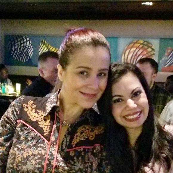 Profile Picture of Roberta Morse (@robertamorse) on Poshmark