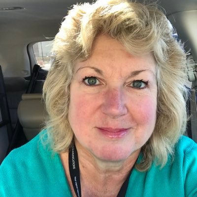 Profile Picture of Mary Beth Mooney (@Dreamcat32) on Twitter