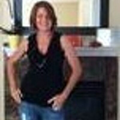 Profile Picture of Pam Owens (@pamowensWTF) on Twitter