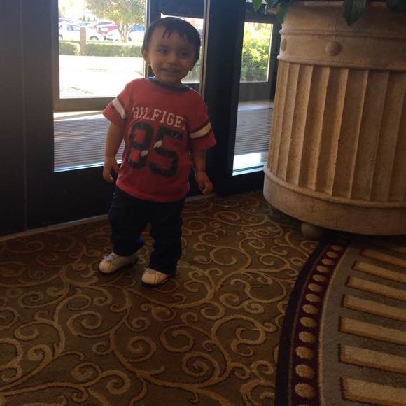 Profile Picture of Brandon Inahuazo (@mrbmaan) on Poshmark