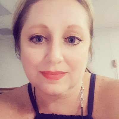 Profile Picture of Crystal Manning (@CManning442) on Twitter