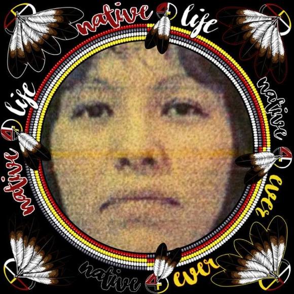 Profile Picture of Andie Cook (@andie_cook) on Poshmark