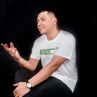 Profile Picture of Adam Raffi (@ruffeeyruffian) on Twitter