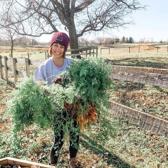 Profile Picture of Christina Harstad (@tmarie4137) on Poshmark