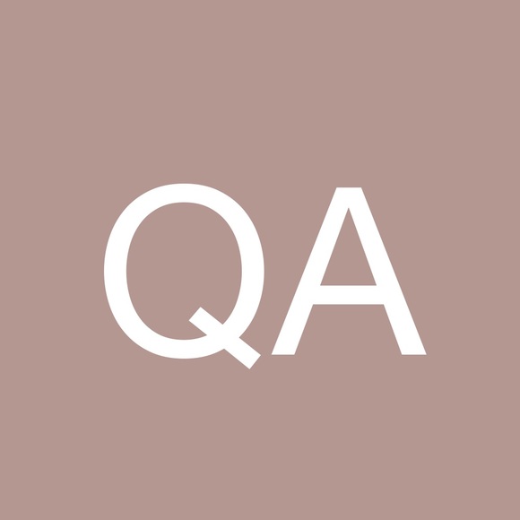 Quin Aiton - Poshmark Profile Picture of Quin Aiton (@quinaiton) on Poshmark