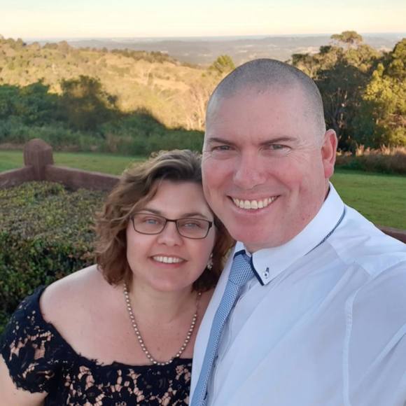 Profile Picture of Laura Daniels (@lauramckd) on Poshmark