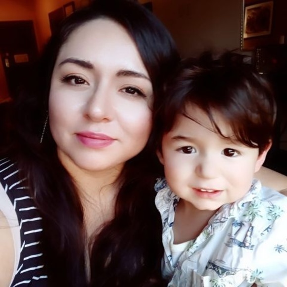 Lysandra Belile - Poshmark Profile Picture of Lysandra Belile (@nicholebelile) on Poshmark