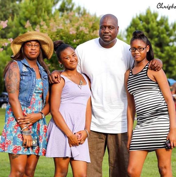 Profile Picture of Dewayne Davis (@wayne4525) on Poshmark