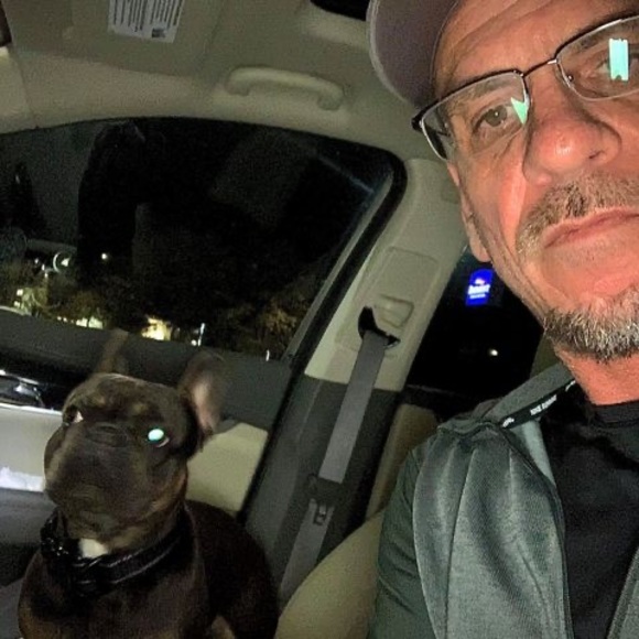 Profile Picture of Victor Enrici (@victorenrici) on Poshmark