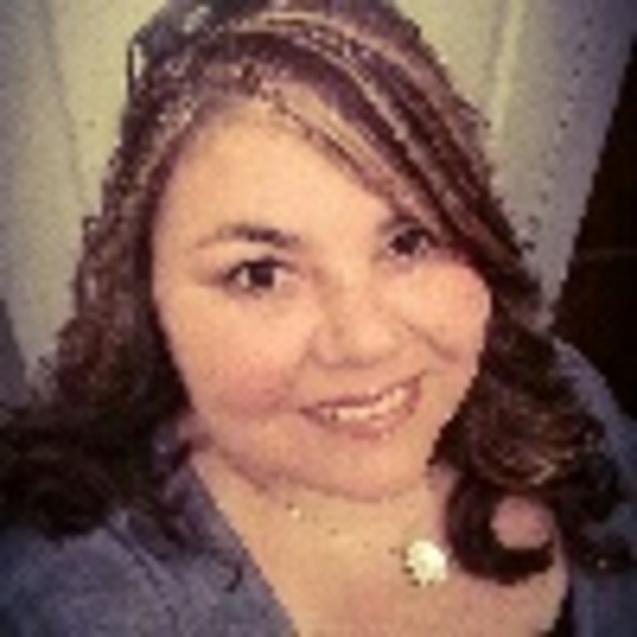 Profile Picture of Jeryn Dobelbower (@jeryn0614) on Poshmark