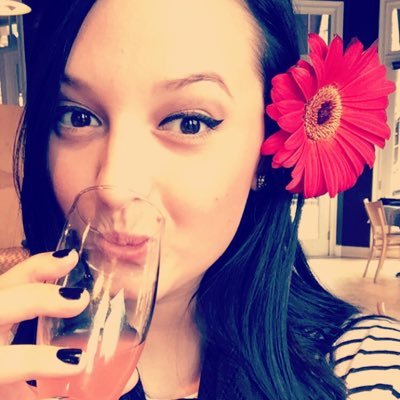 Profile Picture of Haley Whittaker (@Halz10290) on Twitter