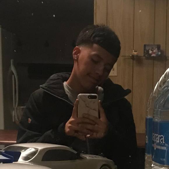 Profile Picture of Jose Magana (@josemagana250) on Poshmark