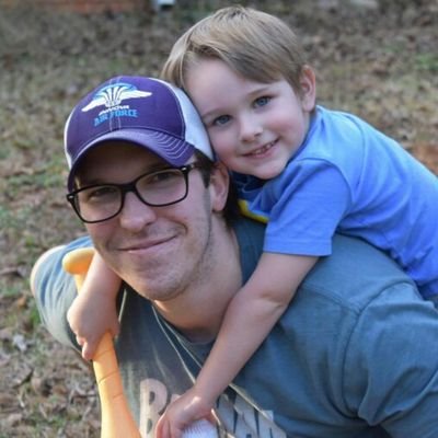 Profile Picture of William Toole (@fillaful) on Twitter