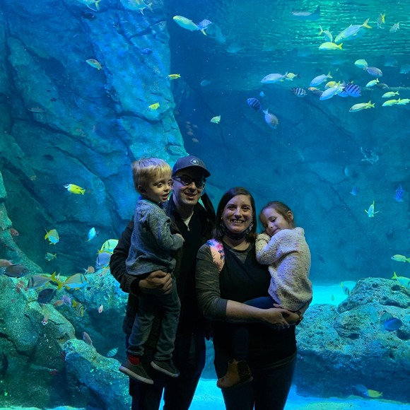 Profile Picture of Carrie Schneider (@cschneider83) on Poshmark