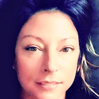 Profile Picture of Shelly Mathes (@shellbelld1968) on Twitter