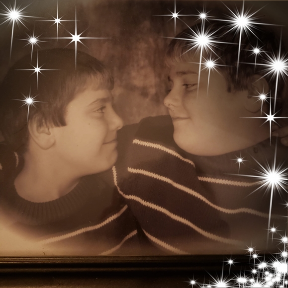 Profile Picture of Kim Hoskins (@kimhoskins211) on Poshmark