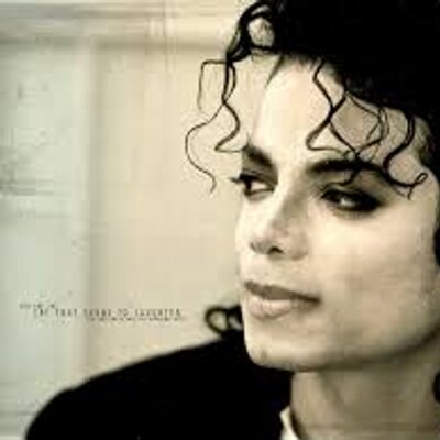 Profile Picture of Rosalia Mancuso (@mjj_ross) on Twitter