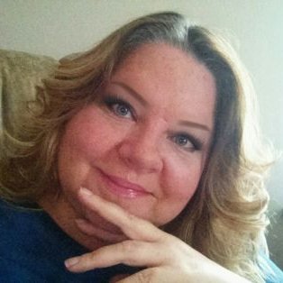 Profile Picture of Lisa Hutter (@lisahutter) on Twitter