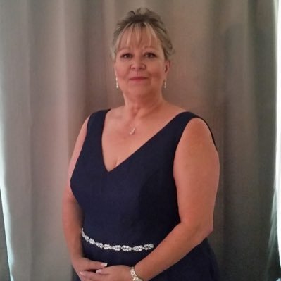 Profile Picture of Catherine Wedge (@WedgeCatherine) on Twitter