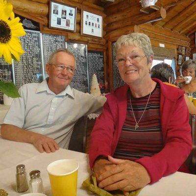 Profile Picture of Susan Oates (@NanasuOates) on Twitter