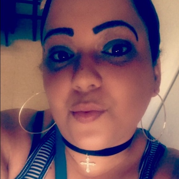 Profile Picture of Carmen Llompart (@yadieliz1984) on Poshmark