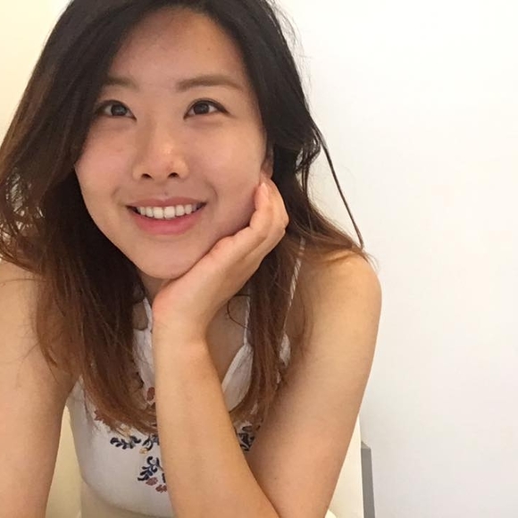 Profile Picture of Eun young Jang (@ey1011) on Poshmark