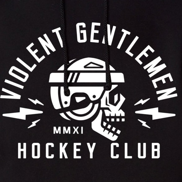 Profile Picture of Dylan Orr (@dorr77) on Poshmark