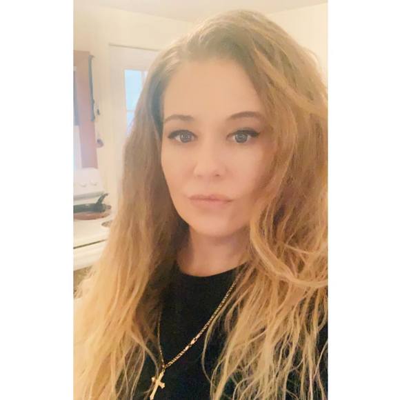 Profile Picture of Jenna Blancato (@jennaab) on Poshmark