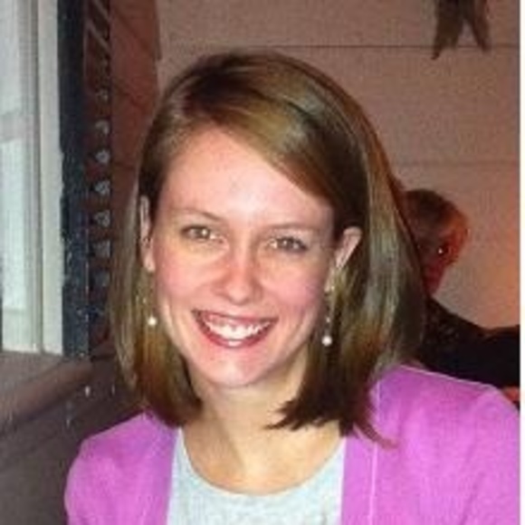 Profile Picture of Inge Alexander (@inge84) on Poshmark