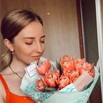 Profile Picture of L I L I 👑 (@lili_kovaleva) on Instagram