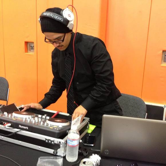 Profile Picture of Michael Gasca (@michaelgasca) on Poshmark