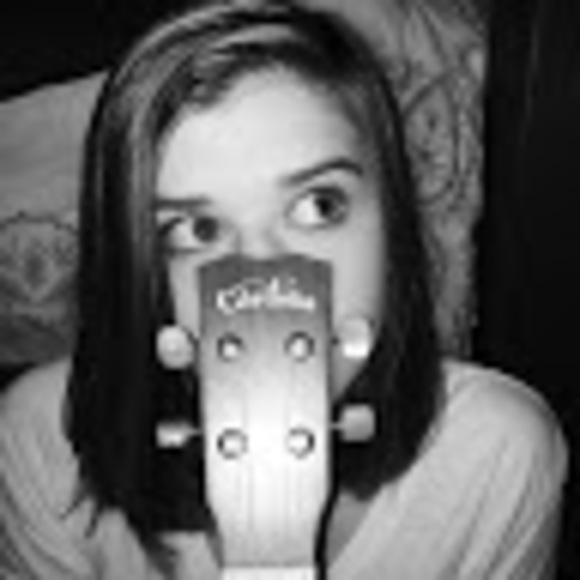 Profile Picture of Meredith Patterson (@meredithpatt331) on Poshmark